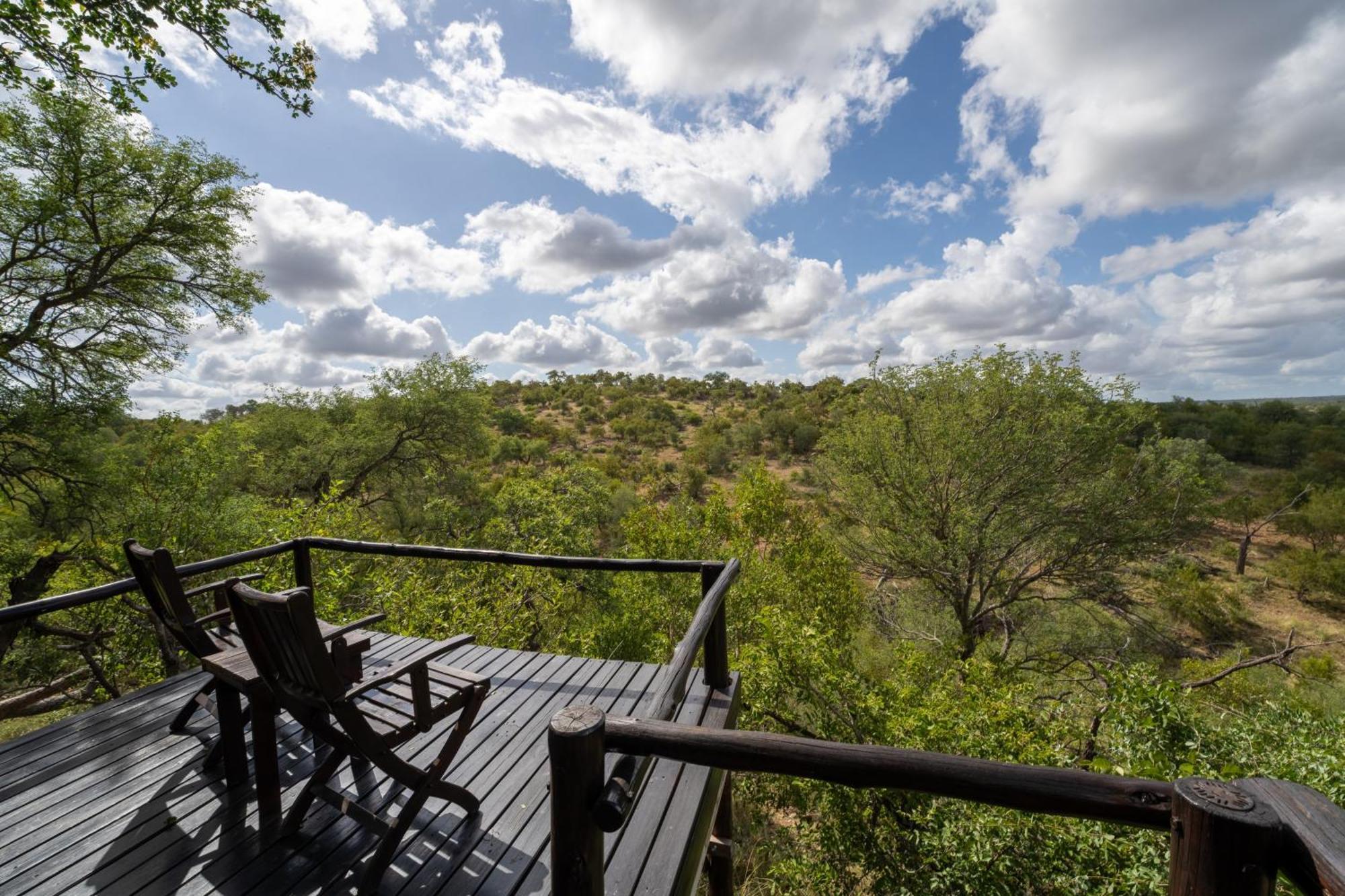 Parsons Hilltop Safari Camp Balule Game Reserve Bagian luar foto